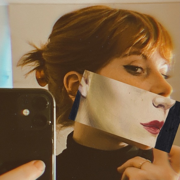 Meet your Posher, Estelle - Picture 1 of 1